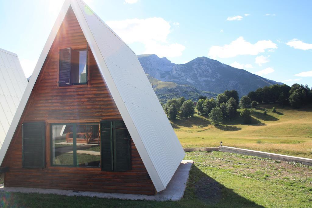 Apartmani I Restoran Sljeme Zabljak  Ruang foto
